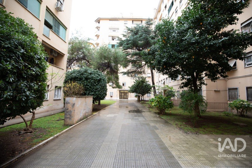 Quadrilocale di 54 m² a Roma (00175)