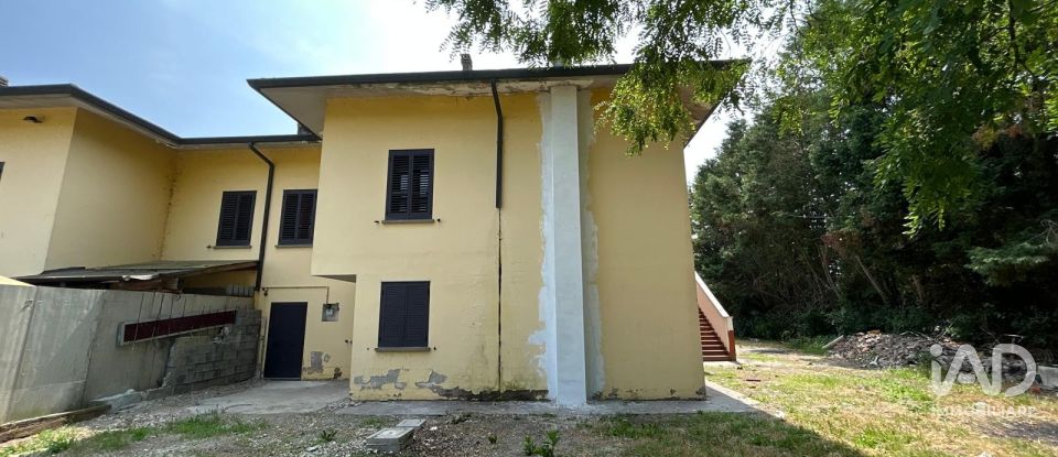 House 4 rooms of 220 m² in Finale Emilia (41035)
