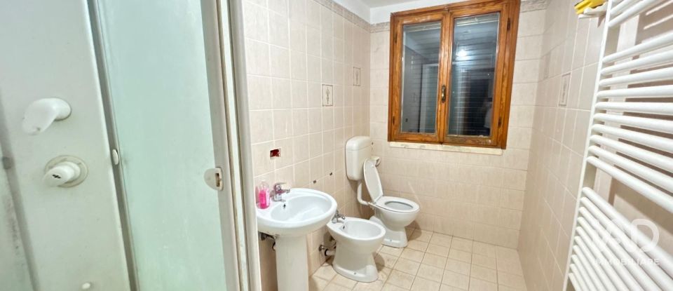 House 4 rooms of 220 m² in Finale Emilia (41035)