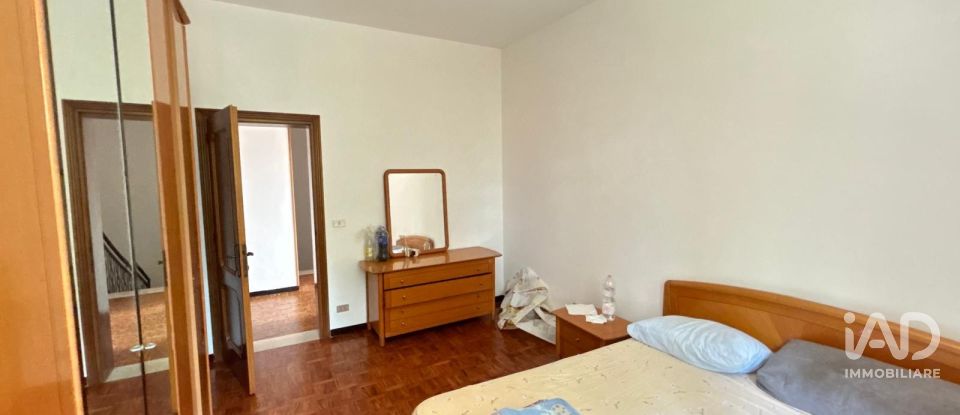 House 4 rooms of 220 m² in Finale Emilia (41035)