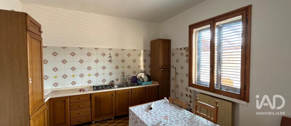 House 4 rooms of 220 m² in Finale Emilia (41035)