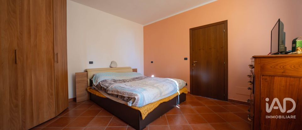 House boat 3 rooms of 200 m² in Poggio Renatico (44028)