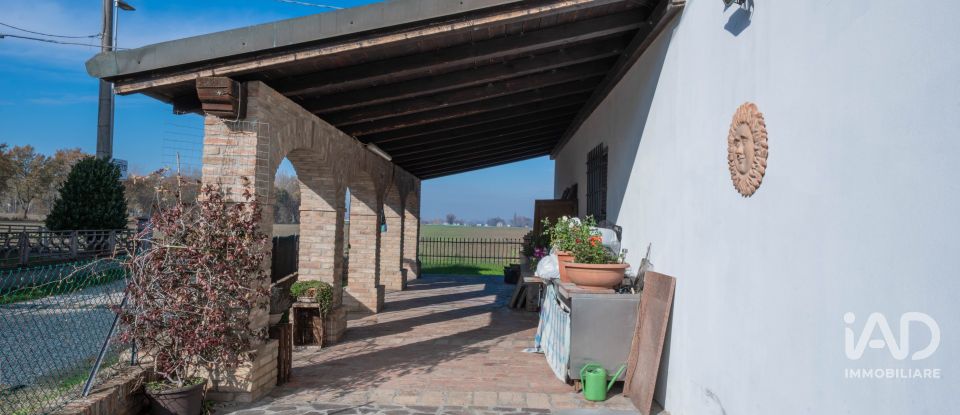 House boat 3 rooms of 200 m² in Poggio Renatico (44028)