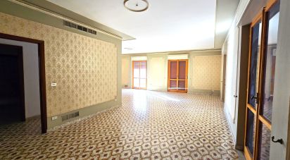 Apartment 8 rooms of 270 m² in Floridia (96014)