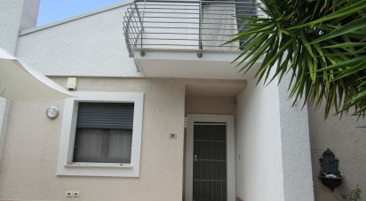 Farm 9 rooms of 308 m² in Lanciano (66034)