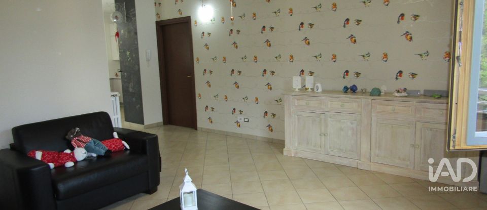 Farm 9 rooms of 308 m² in Lanciano (66034)