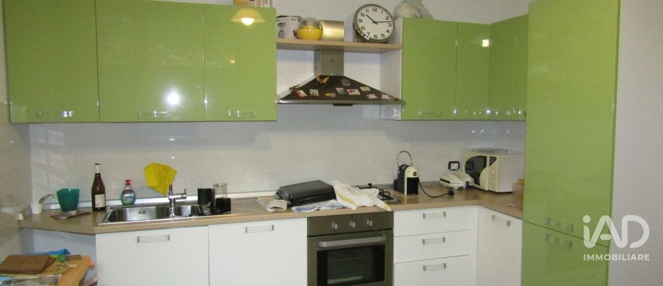 Farm 9 rooms of 308 m² in Lanciano (66034)