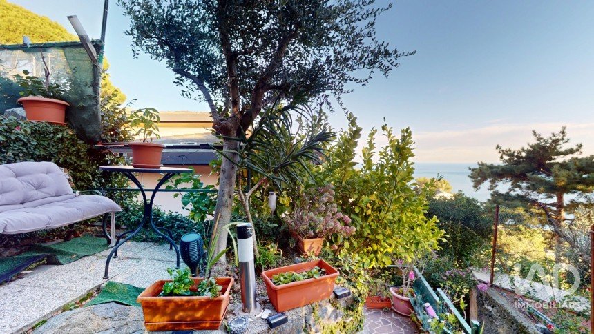 Two-room apartment of 33 m² in Arenzano (16011)