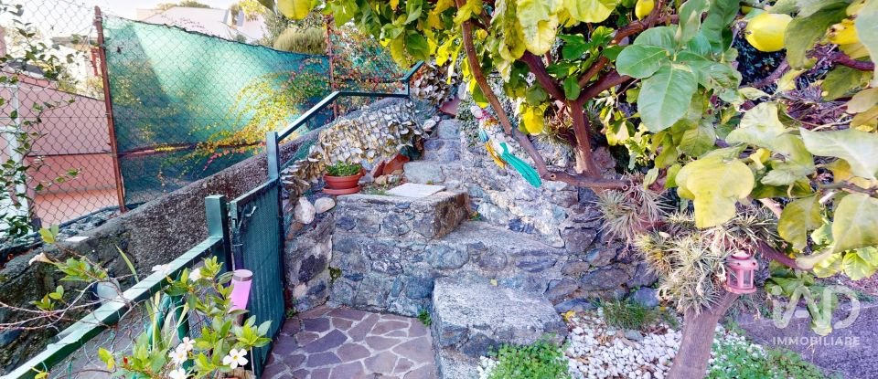 Two-room apartment of 33 m² in Arenzano (16011)