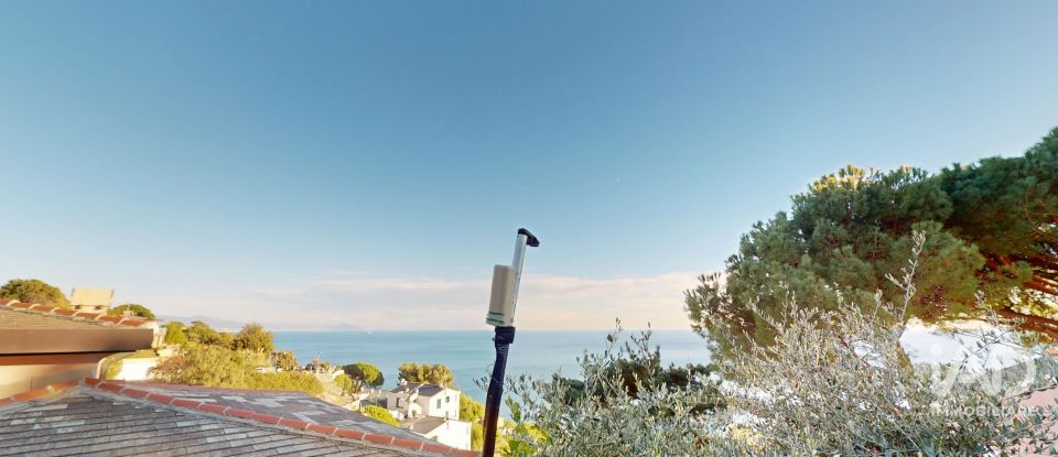 Two-room apartment of 33 m² in Arenzano (16011)