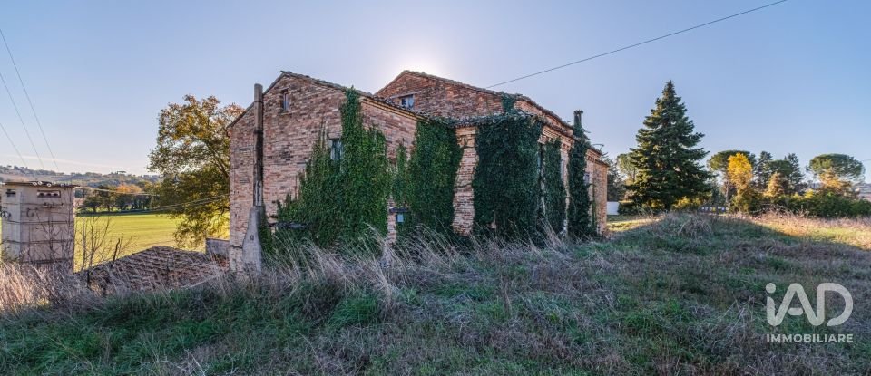 Casa indipendente 10 locali di 232 m² in Petriolo (62014)