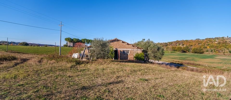 Casa indipendente 10 locali di 232 m² in Petriolo (62014)