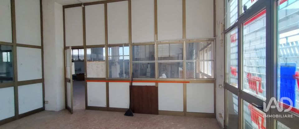 Capannone di 340 m² in Ancona (60131)