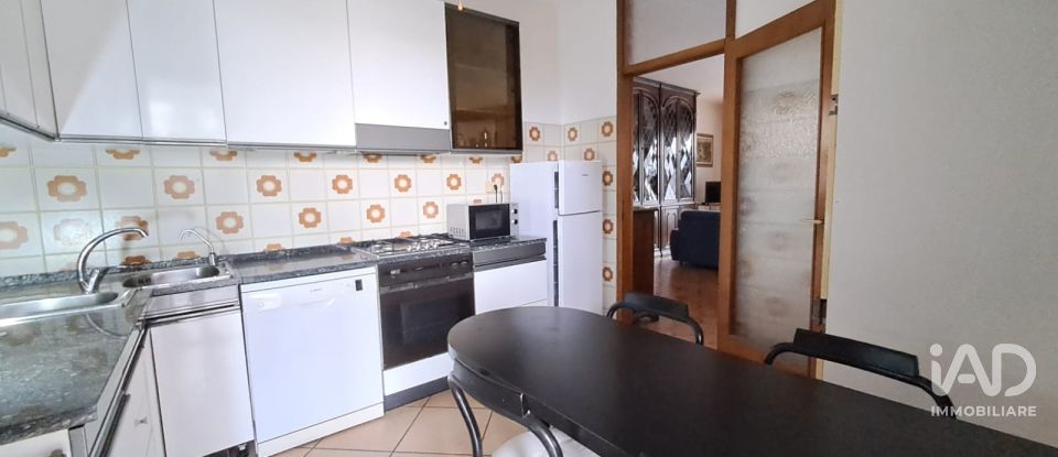 Apartment 7 rooms of 125 m² in Rovigo (45100)