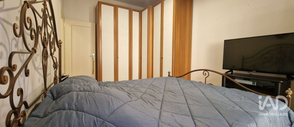 Three-room apartment of 80 m² in Genova (16149)