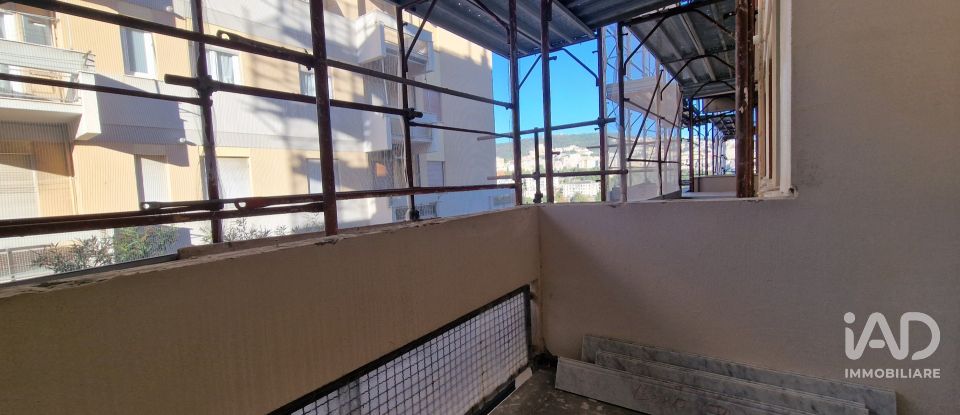 Three-room apartment of 80 m² in Genova (16149)