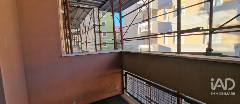 Three-room apartment of 80 m² in Genova (16149)