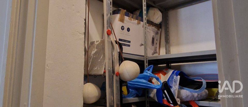 Three-room apartment of 80 m² in Genova (16149)