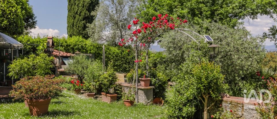 Apartment 5 rooms of 140 m² in Impruneta (50023)