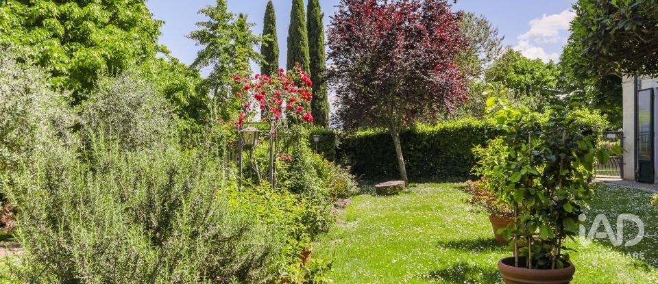 Apartment 5 rooms of 140 m² in Impruneta (50023)