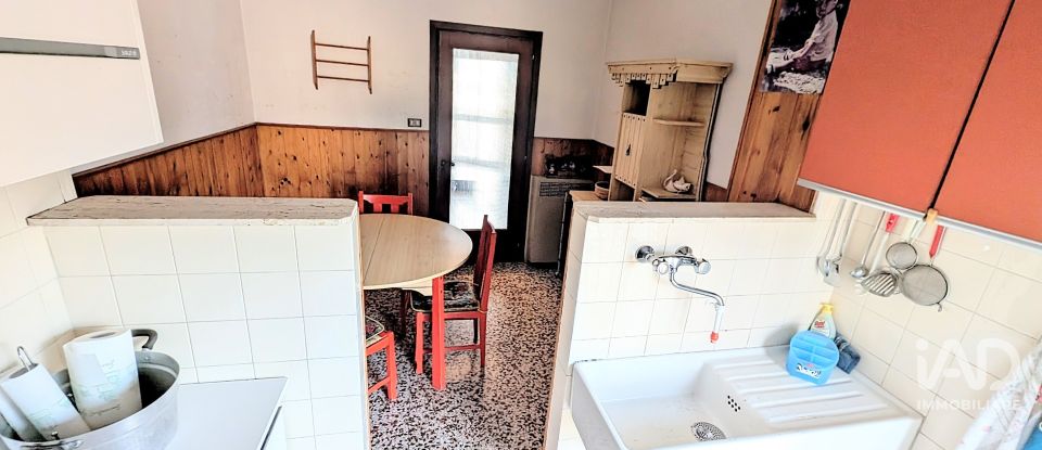 Apartment 8 rooms of 120 m² in Sulmona (67039)