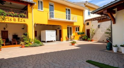 Rifugio 6 locali di 190 m² in Lonato del Garda (25017)