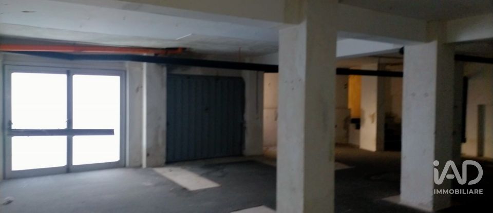 Shop / premises commercial of 420 m² in Ancona (60131)