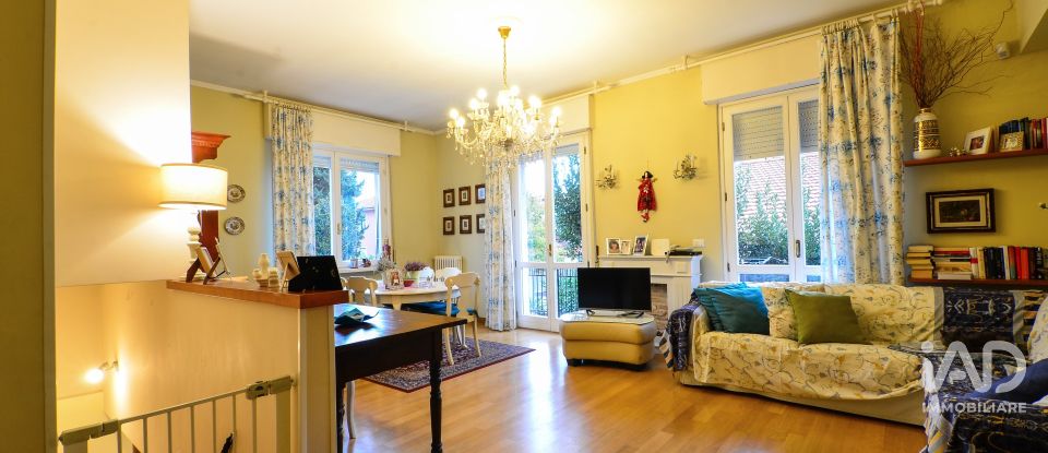 Apartment 5 rooms of 112 m² in Loano (17025)
