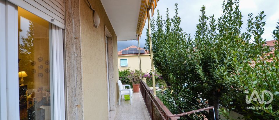 Apartment 5 rooms of 112 m² in Loano (17025)