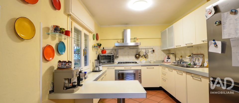 Apartment 5 rooms of 112 m² in Loano (17025)