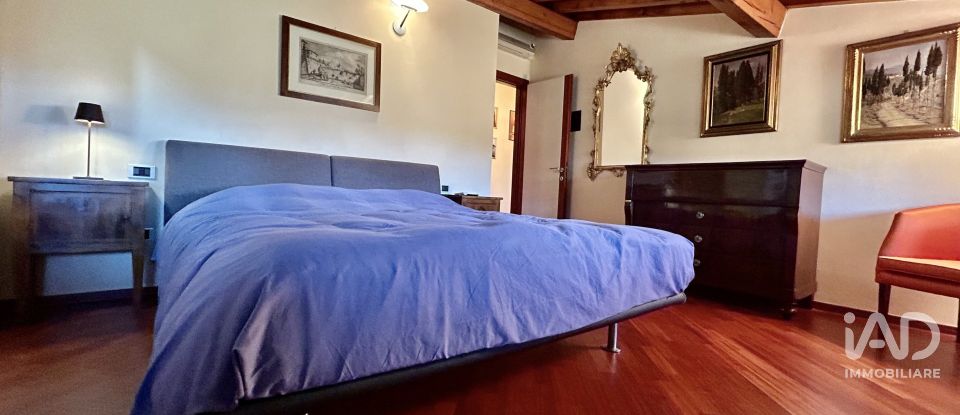 Immobile di prestigio 5 locali di 115 m² a Firenze (50135)