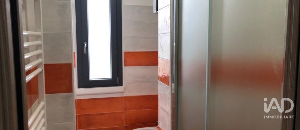 Two-room apartment of 55 m² in Milano (20158)