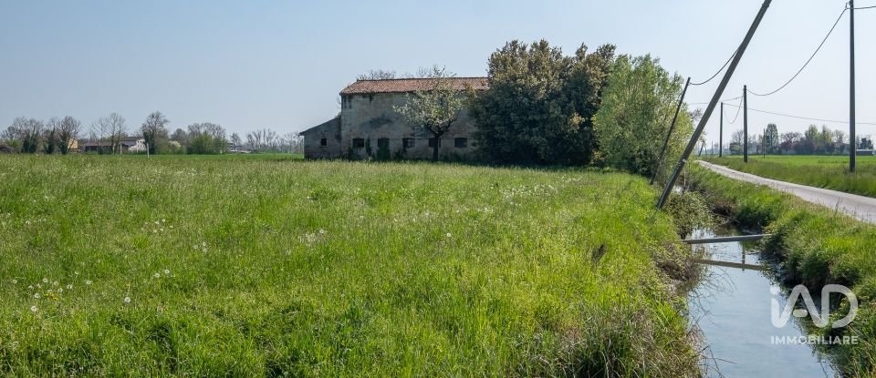 Rustico 9 locali di 435 m² in Castel Goffredo (46042)