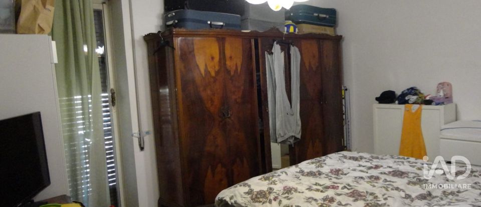 Appartamento 5 locali di 88 m² a Roma (00146)