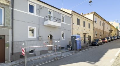 Appartamento 6 locali di 140 m² a Montemarciano (60018)