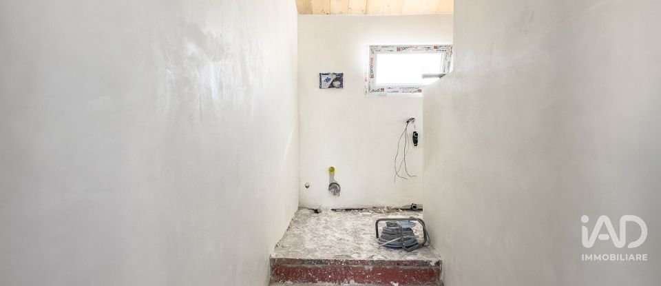 Appartamento 6 locali di 140 m² a Montemarciano (60018)