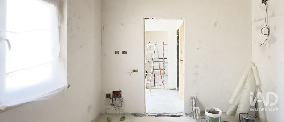 Appartamento 6 locali di 140 m² a Montemarciano (60018)