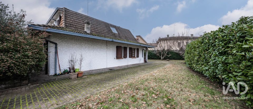 House 12 rooms of 396 m² in Portomaggiore (44015)