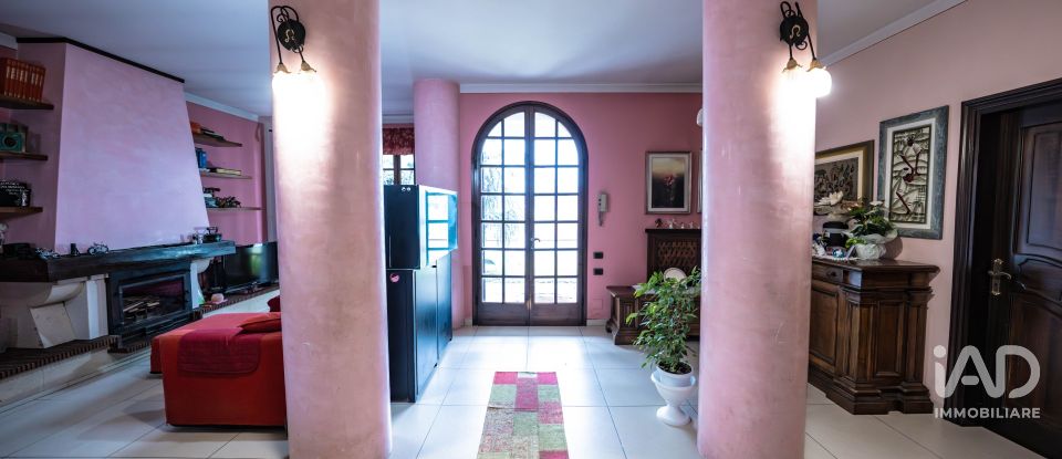 House 12 rooms of 396 m² in Portomaggiore (44015)