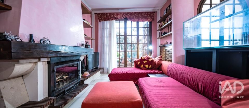 House 12 rooms of 396 m² in Portomaggiore (44015)