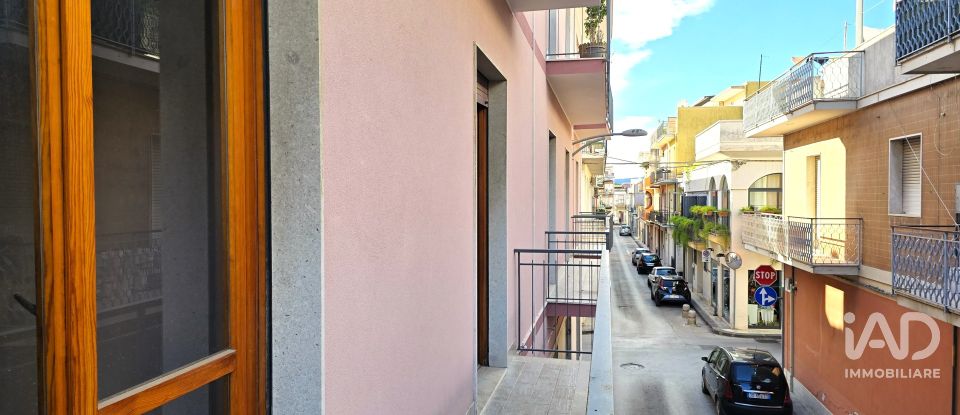Apartment 7 rooms of 278 m² in Floridia (96014)