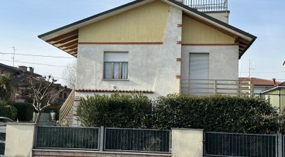Townhouse 4 rooms of 150 m² in Novi di Modena (41016)