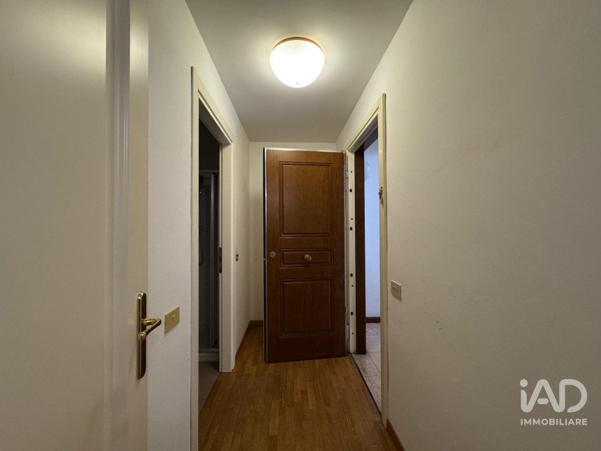 Two-room apartment of 60 m² in Mirandola (41037)