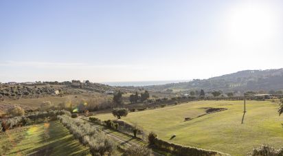 Villa Bifamiliare 8 locali di 233 m² in Civitanova Marche (62012)