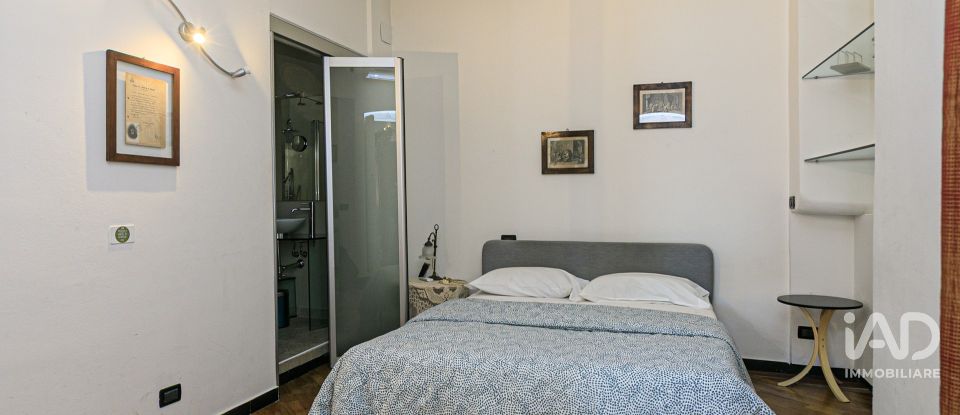 Appartamento 7 locali di 230 m² a Genova (16126)