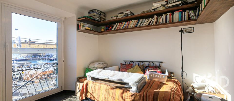 Appartamento 7 locali di 230 m² a Genova (16126)