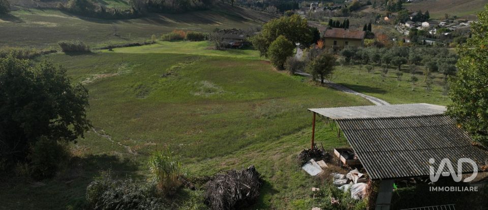 Casa indipendente 0 locali di 100 m² in Tolentino (62029)