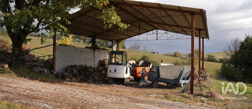 Casa indipendente 0 locali di 100 m² in Tolentino (62029)