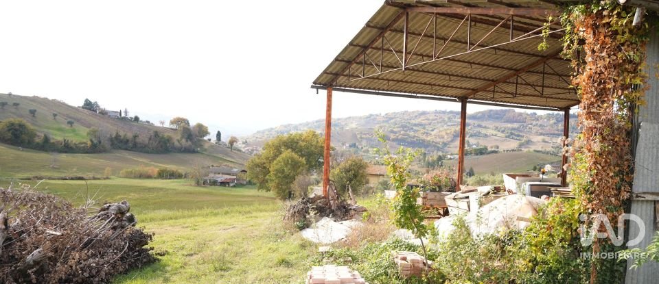 Casa indipendente 0 locali di 100 m² in Tolentino (62029)