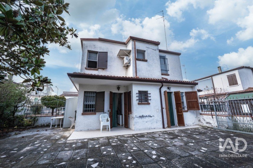 House 5 rooms of 95 m² in Comacchio (44022)